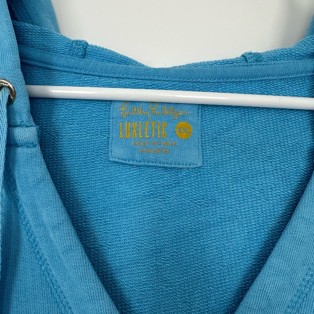 Lilly Pulitzer Luxetic hoodie - Picture 4 of 5